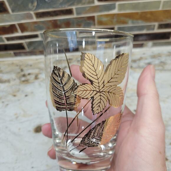 Vintage Gold Leaf Glass Tumbler, Flat Bottom 5-1/4" 14 oz, Mid Century Modern - Picture 4 of 4